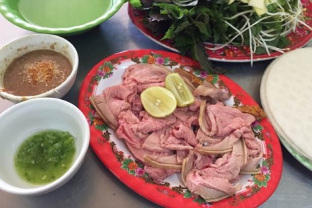 Bê thui Cầu Mống