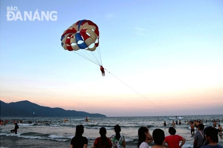 Đà nẵng phong phú dịch vụ biển