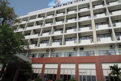 Khách sạn Bạch Đằng - Hạ long