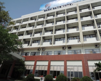 Khách sạn Bạch Đằng - Hạ long