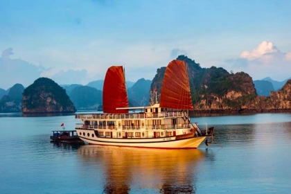 Tour Hà Nội - Du Thuyền Hạ Long 3 Sao (4 Ngày 3 Đêm)